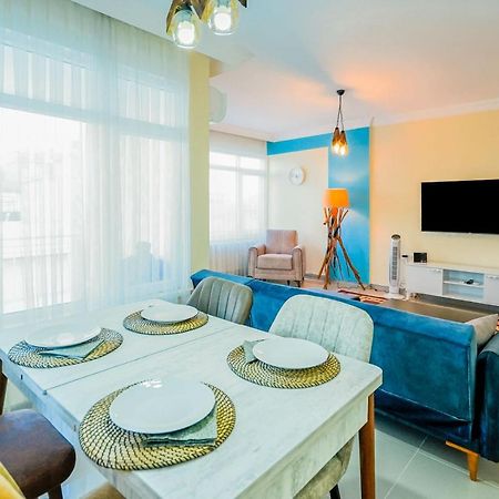 Central And Comfy Flat With Balcony In Muratpasa Antália Exterior foto