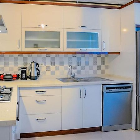 Central And Comfy Flat With Balcony In Muratpasa Antália Exterior foto